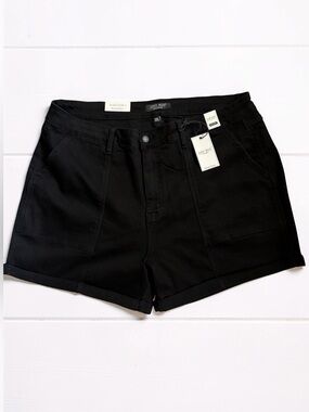 NWT Judy Blue Aurora Shorts Size 3X Black